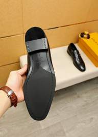 Picture of Louis Vuitton Shoes _SKU22722042SZ38-4413945
